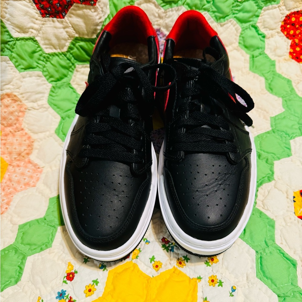 Women’s Nike Air Jordan 1 Elevate Low - Picture 3 of 8